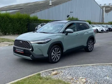 Car image 26