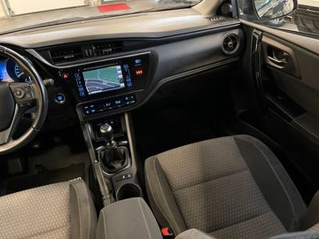 Car image 36