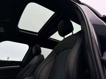 Car image 36