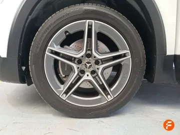 Car image 33