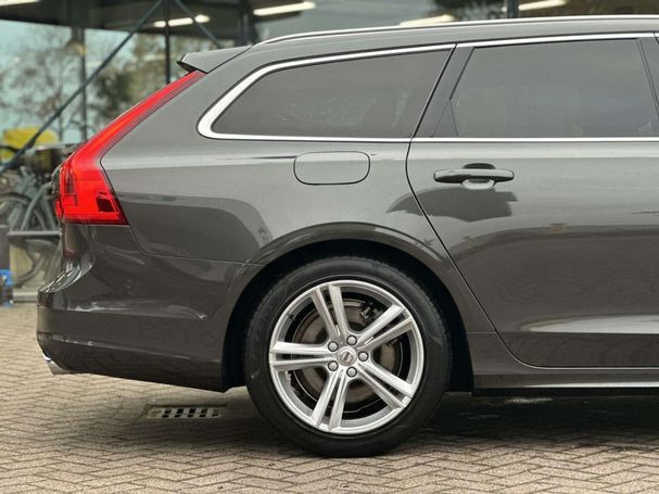 Volvo V90 T4 140 kW image number 17