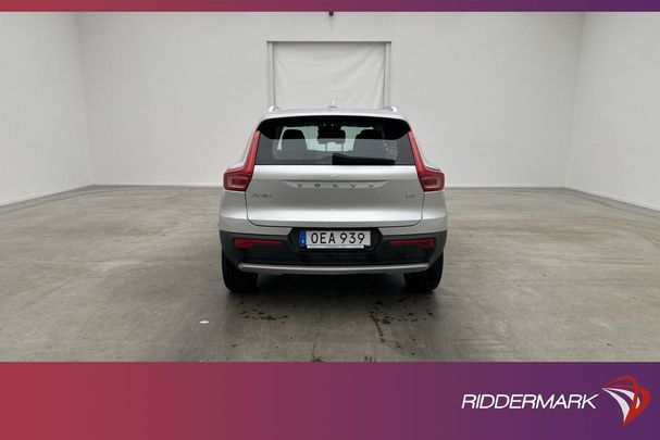 Volvo XC40 D3 Momentum 110 kW image number 9