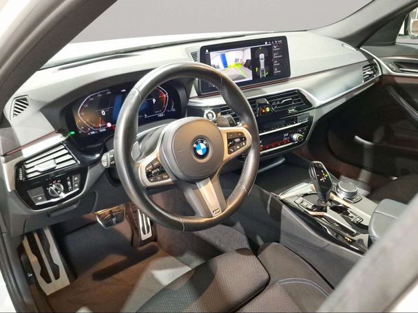 BMW 530i Touring 185 kW image number 4