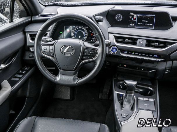 Lexus UX 250h 135 kW image number 16