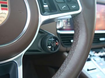 Car image 41