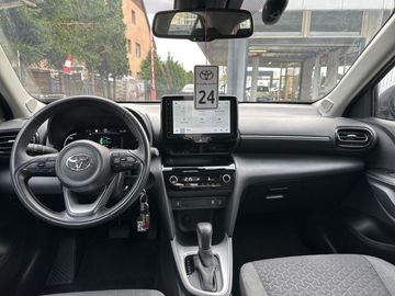 Car image 12