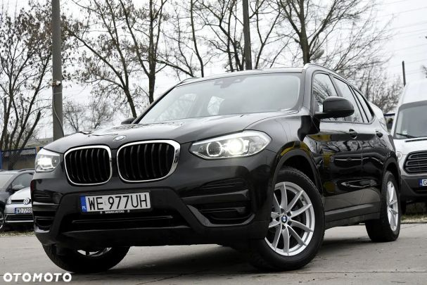 BMW X3 xDrive20d Advantage 140 kW image number 1