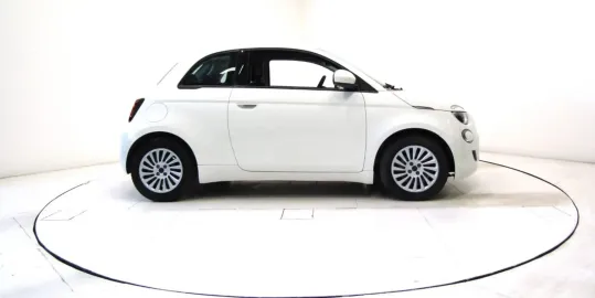Car image 31