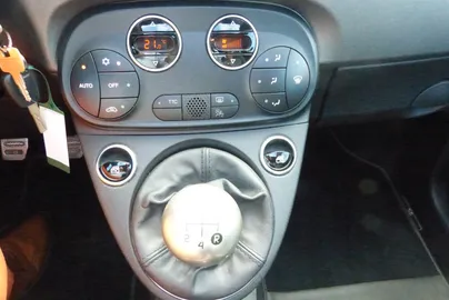 Car image 22