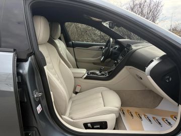 Car image 49