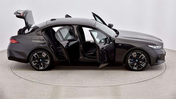 BMW i5 M60 xDrive 442 kW image number 31