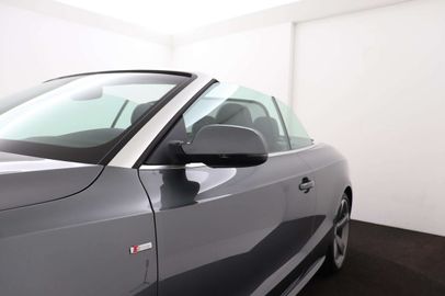 Car image 37