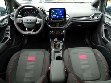 Car image 9