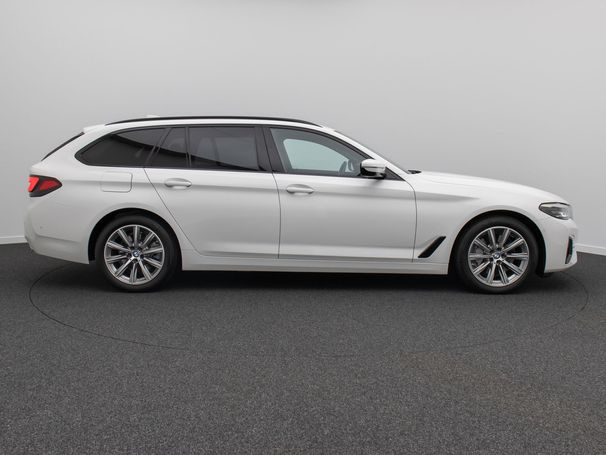 BMW 530 Touring 215 kW image number 4