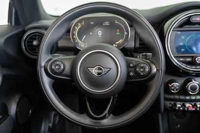 Car image 34
