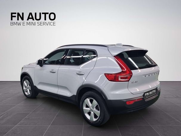 Volvo XC40 D3 Geartronic Momentum 110 kW image number 5