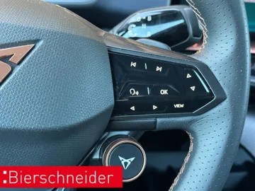 Car image 35