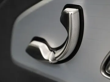 Car image 41