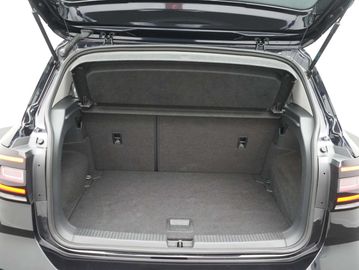 Car image 36