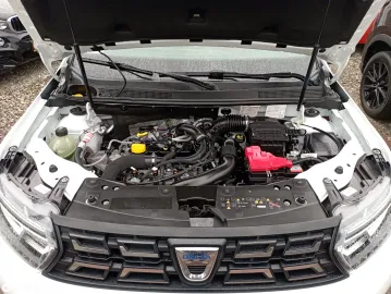 Car image 29