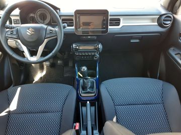 Car image 11