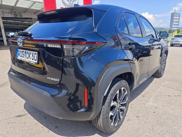 Toyota Yaris Cross 1.5 Hybrid Team Deutschland 85 kW image number 3