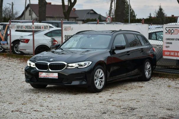 BMW 320d Touring Luxury Line 140 kW image number 21