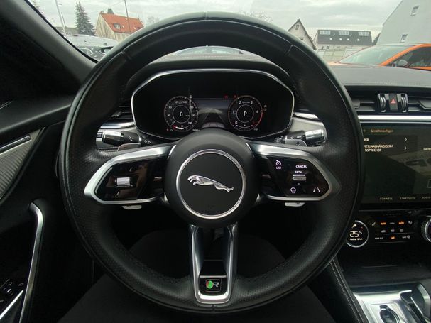 Jaguar F-Pace R-Dynamic S 150 kW image number 7