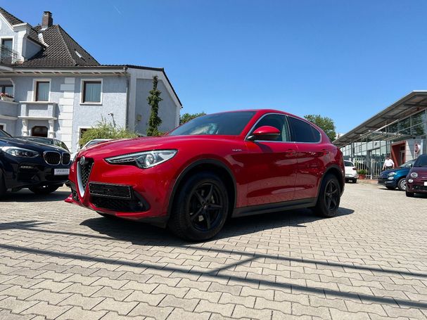 Alfa Romeo Stelvio 2.2 Q4 Super 140 kW image number 1