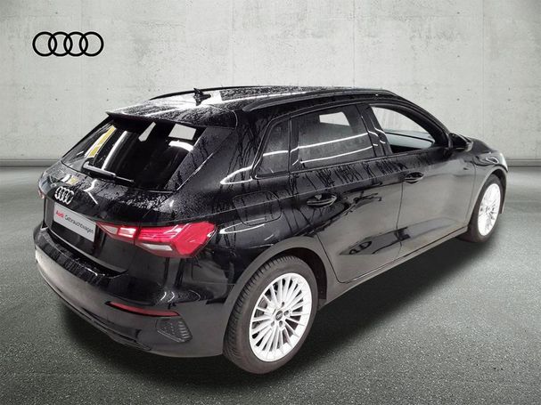 Audi A3 30 TFSI Sportback Advanced 81 kW image number 3