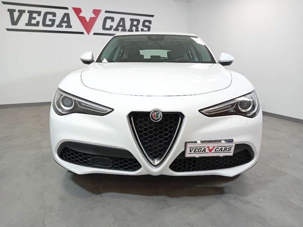 Alfa Romeo Stelvio 2.2 Diesel AT8 Business 118 kW image number 3