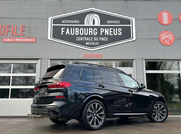 BMW X7 M xDrive 250 kW image number 4