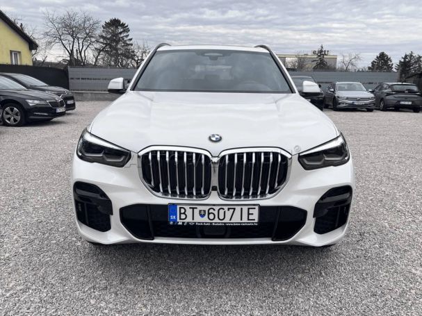 BMW X5 xDrive 210 kW image number 1