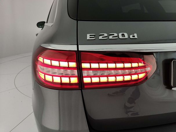 Mercedes-Benz E 220 147 kW image number 11