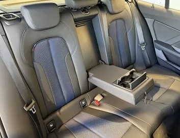Car image 37