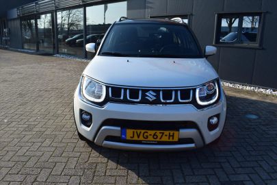 Car image 3