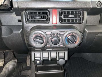 Car image 24