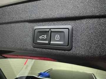 Car image 50
