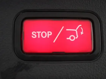 Car image 36