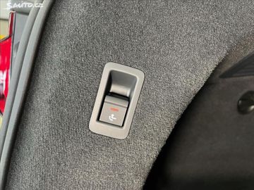 Car image 33