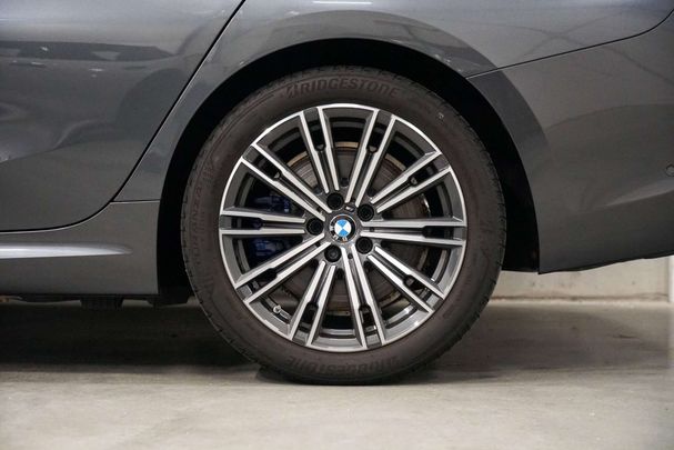 BMW 330e M Sport 215 kW image number 33