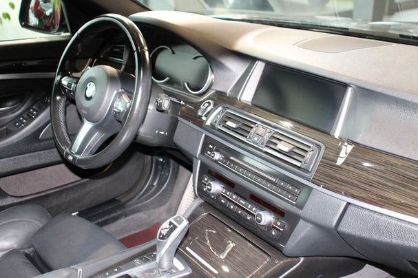 BMW 550d Touring xDrive 280 kW image number 20