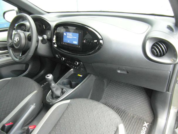 Toyota Aygo X 1.0 VVT-i 53 kW image number 8