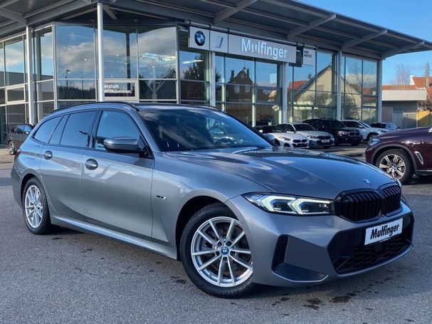 BMW 330e Touring M 215 kW image number 1