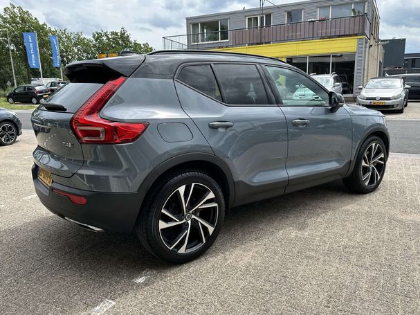 Volvo XC40 T4 AWD 140 kW image number 9