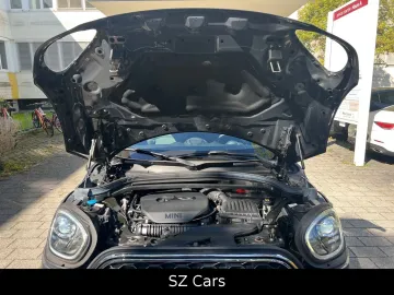 Car image 36