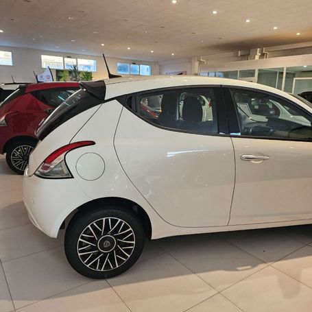 Lancia Ypsilon 51 kW image number 8