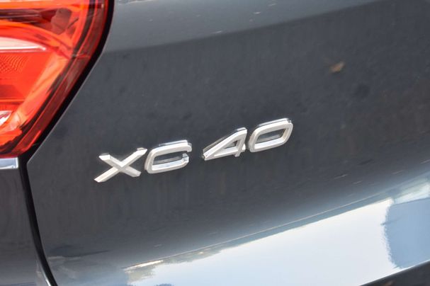 Volvo XC40 T2 95 kW image number 9