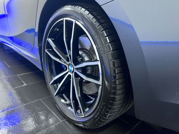 BMW 330 e M Sport 215 kW image number 9