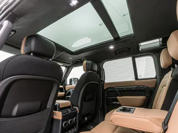 Car image 33